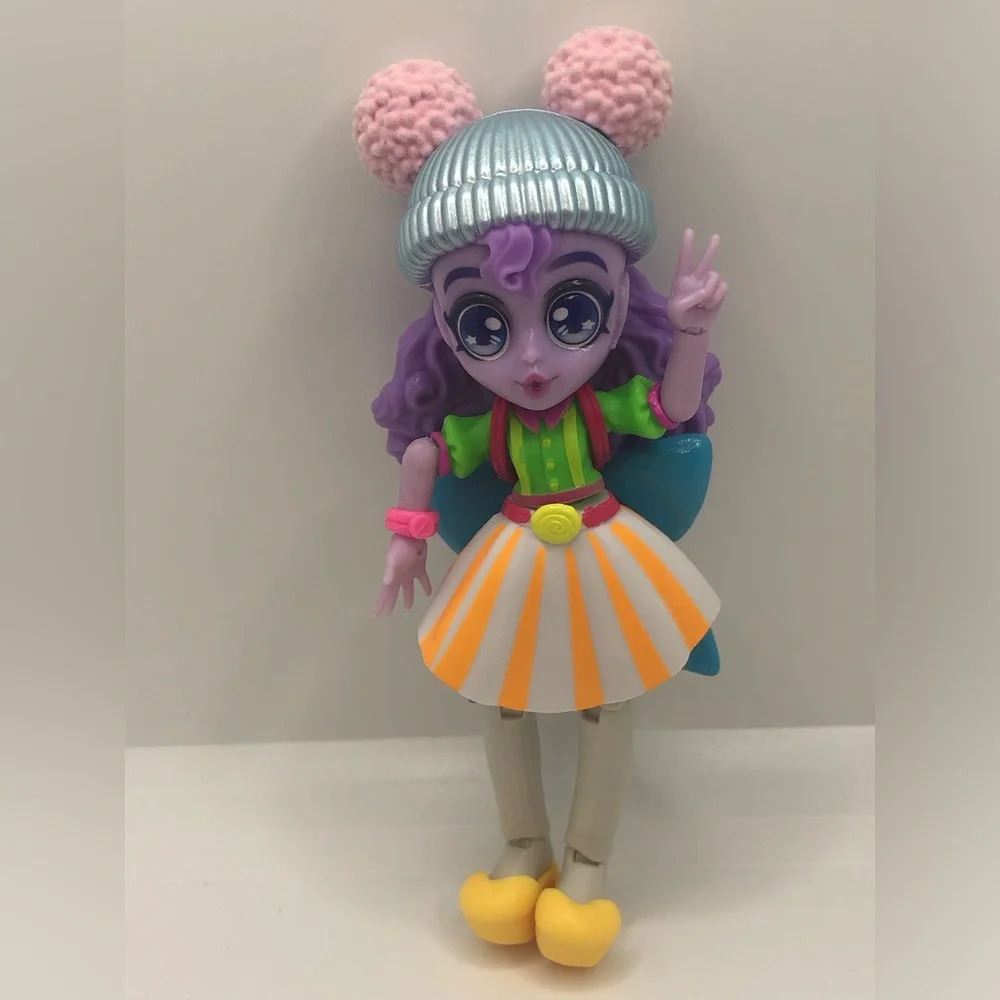 Capsule Chix Doll
